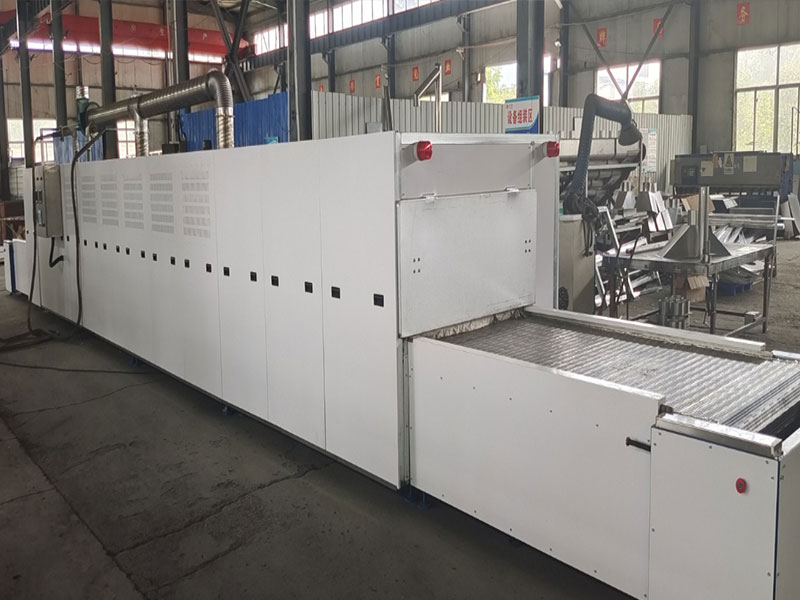 微波烘干設備在紙制品行業(yè)內(nèi)的優(yōu)勢分析